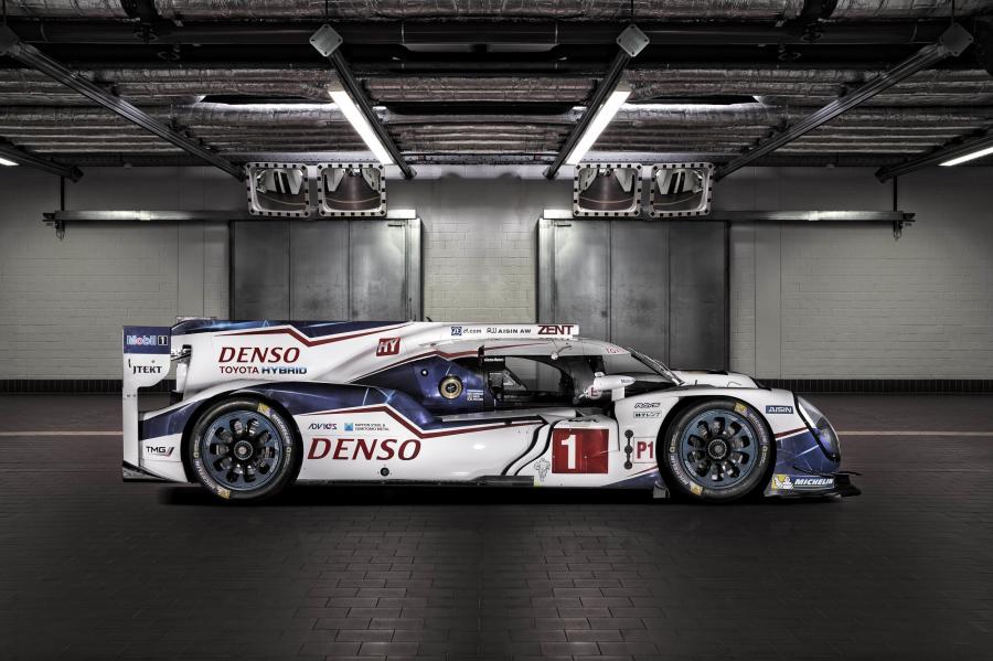  Toyota TS040 Hybrid 2015 года  (фото 4 из 14)